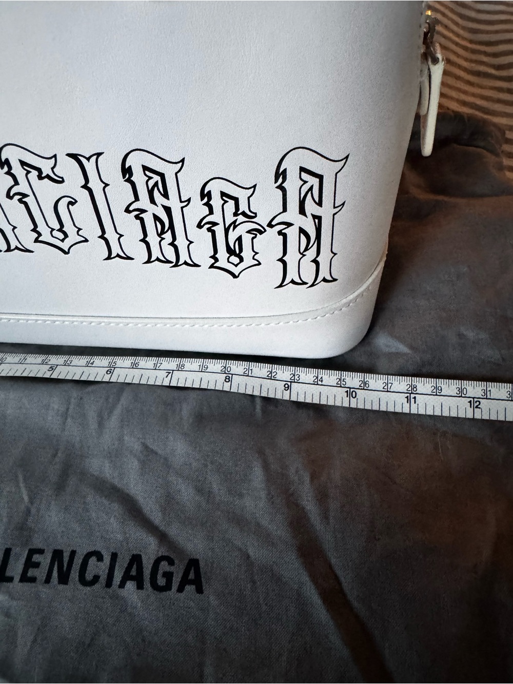Balenciaga Ville Small Top Handle White Leather Bag - Picture 12 of 14